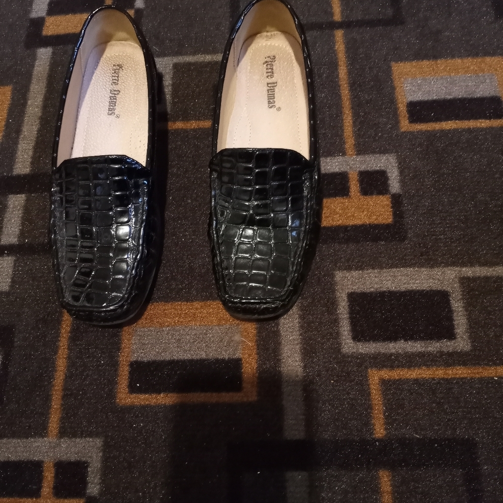 "Pierre Dumas" Patent Leather Shoes